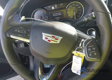 2026 Cadillac Ct4 Sport Rwd z USA, uszkodzony, nr VIN 1G6DC5RKXT0100091